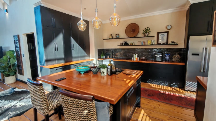4 Bedroom Property for Sale in Hansmoeskraal A H Western Cape